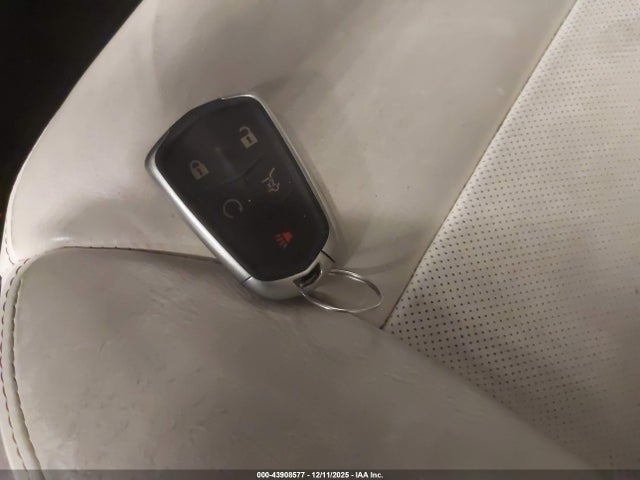 2019 CADILLAC XT4 1GYFZFR45KF150060 Photo 10