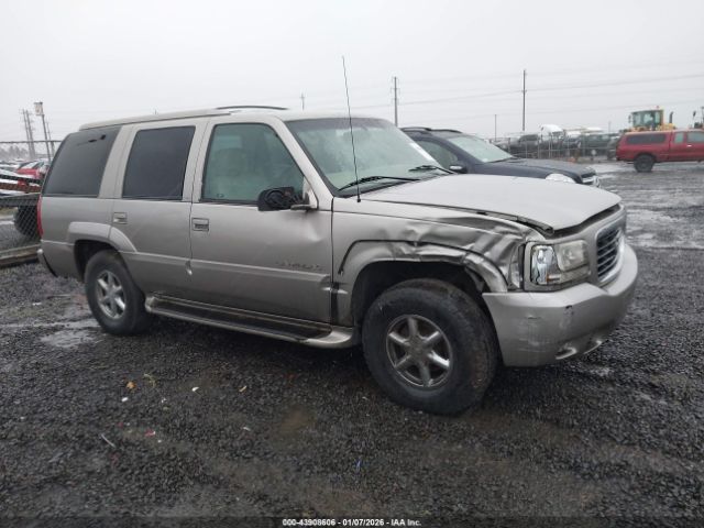 2000 CADILLAC ESCALADE 1GYEK13R8YR130996