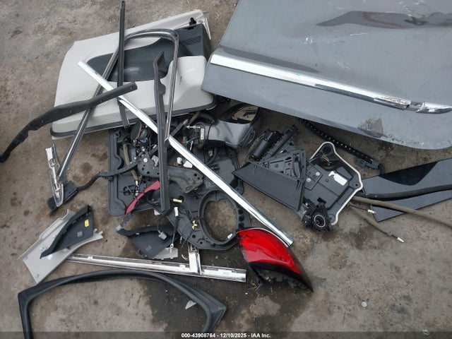 2C4RC1N79JR358814 Chrysler Pacifica Hybrid Limited