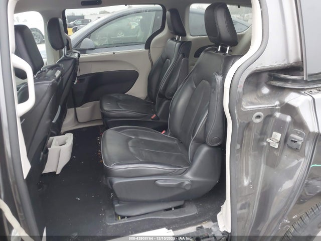 2C4RC1N79JR358814 Chrysler Pacifica Hybrid Limited