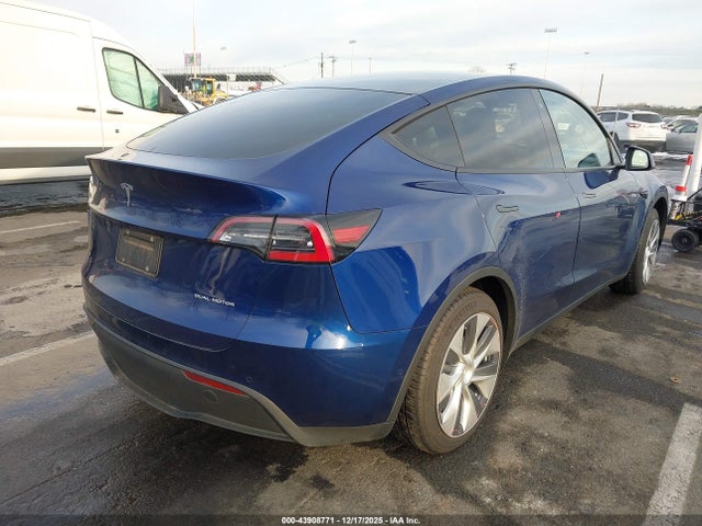 2020 TESLA MODEL Y 5YJYGDEEXLF025231 Photo 3