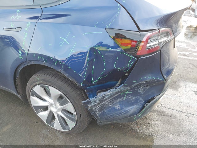 2020 TESLA MODEL Y 5YJYGDEEXLF025231 Photo 5