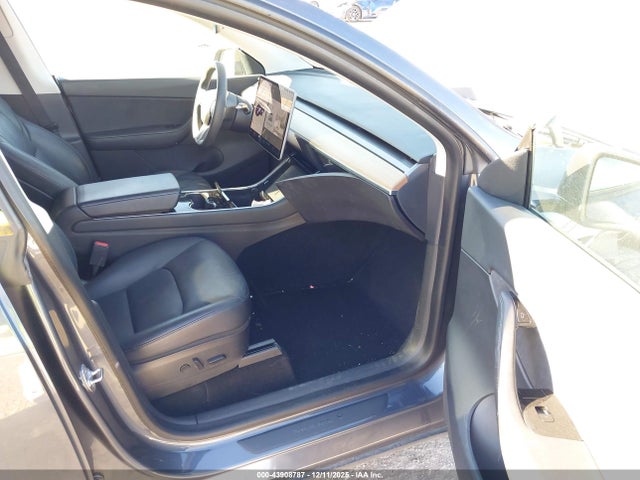 2020 TESLA MODEL Y 5YJYGDEE9LF037919 Photo 4