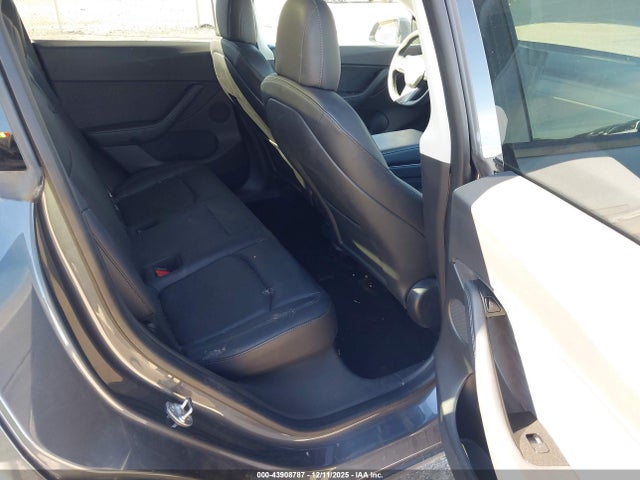 2020 TESLA MODEL Y 5YJYGDEE9LF037919 Photo 7