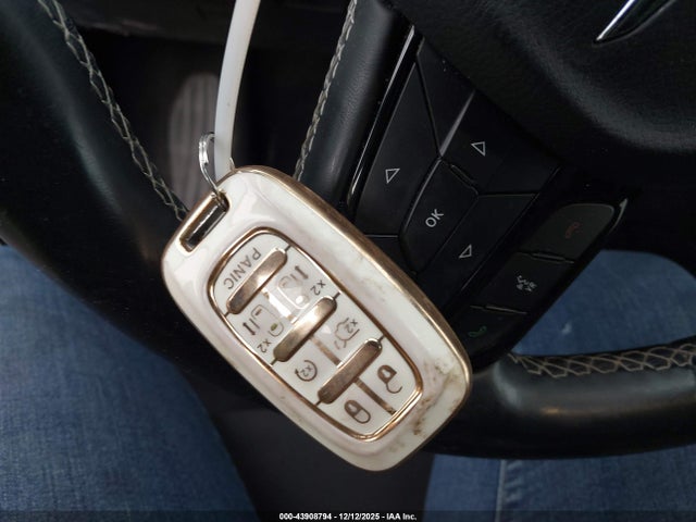 2018 CHRYSLER PACIFICA 2C4RC1FG8JR351254 Photo 10