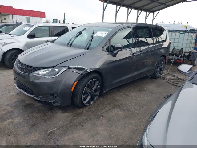 2018 CHRYSLER PACIFICA 2C4RC1FG8JR351254 Photo 1