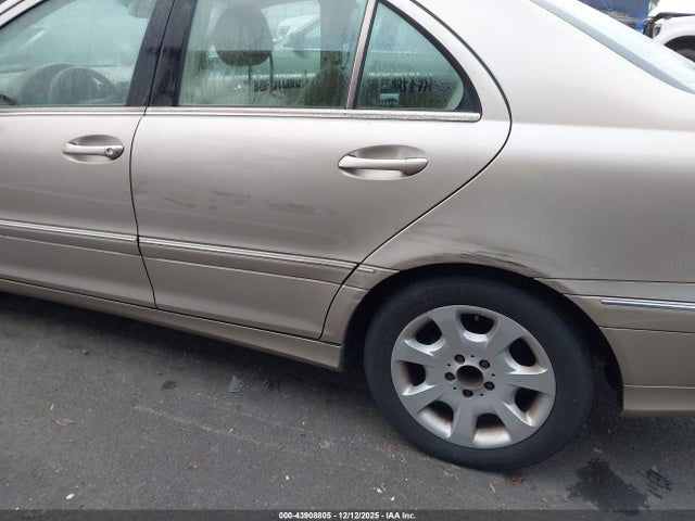 Aukcja sprzedaży 2005 Mercedes-benz C 240 Luxury, vin: WDBRF61J95F605721, numer aukcji: 43908805
