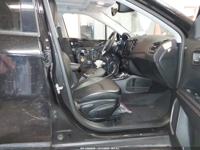 Продажа на аукционе авто 2018 Jeep Compass Limited 4x4, vin: 3C4NJDCB1JT199586, номер лота: 43908809