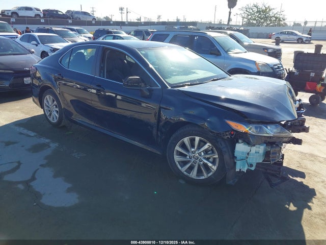 4T1C11AKXMU607968 Toyota CAMRY LE