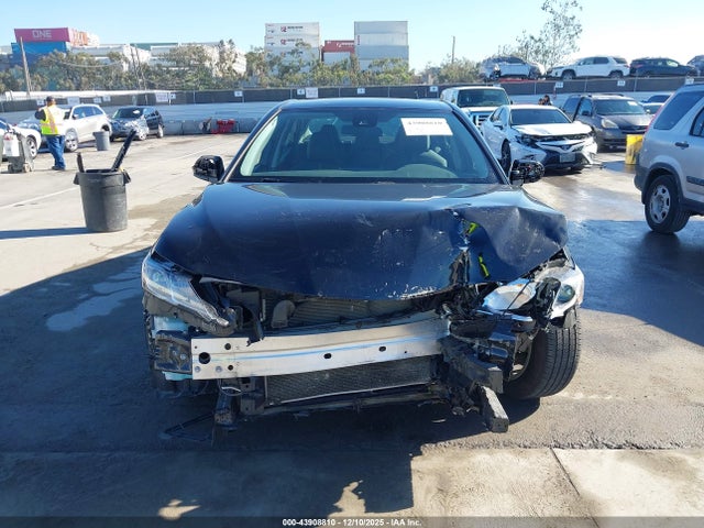 4T1C11AKXMU607968 Toyota CAMRY LE