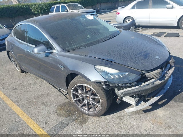2018 TESLA MODEL 3 5YJ3E1EA1JF021691 Photo 0