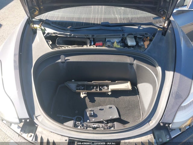 2018 TESLA MODEL 3 5YJ3E1EA1JF021691 Photo 9