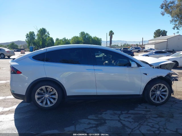 5YJXCDE25LF303711 Tesla Model X Long Range Dual Motor All-wheel Drive/long Range Plus Dual Motor All-wheel Drive