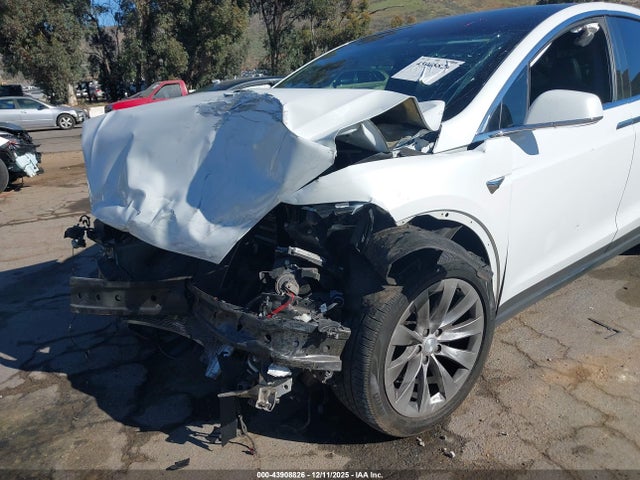 2020 TESLA MODEL X 5YJXCDE25LF303711 Photo 5