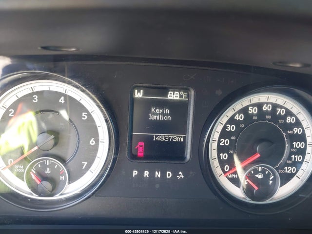 43908829 :رقم المزاد ، 1C6RR6GT7FS577399 vin ، 2015 Ram 1500 Big Horn مزاد بيع