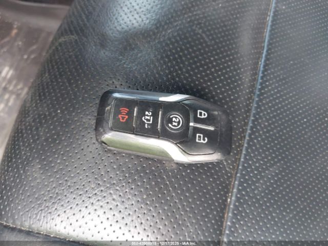 2017 FORD F-150 1FTFW1RG3HFB36775 Photo 10