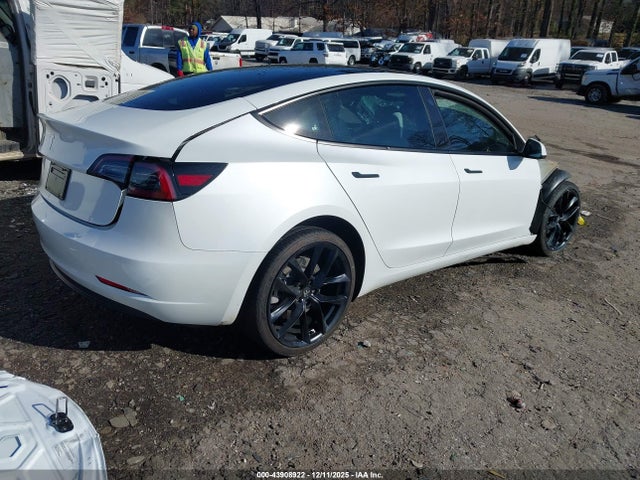 2023 TESLA MODEL 3 5YJ3E1EA2PF603744 Photo 3