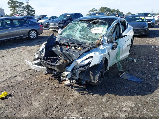 2023 TESLA MODEL 3 5YJ3E1EA2PF603744 Photo 5