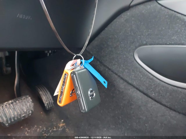 2023 VOLVO XC40 RECHARGE PURE ELECTRIC YV4ED3UM3P2002278 Photo 10