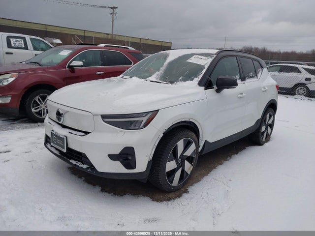 2023 VOLVO XC40 RECHARGE PURE ELECTRIC YV4ED3UM3P2002278 Photo 1
