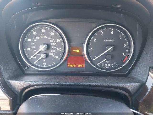 2011 BMW 328I WBAPK5G55BNN29129 Photo 6