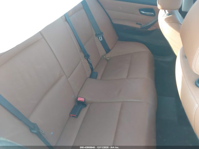 2011 BMW 328I WBAPK5G55BNN29129 Photo 7