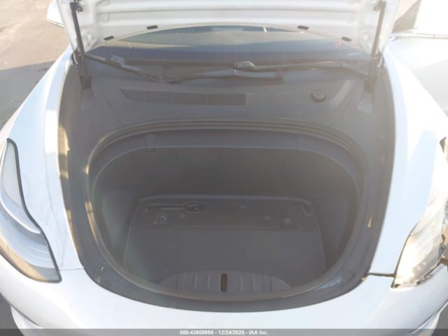 2019 TESLA MODEL 3 5YJ3E1EB6KF437391 Photo 9