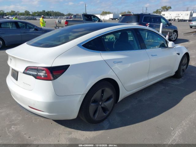 2019 TESLA MODEL 3 5YJ3E1EB6KF437391 Photo 3