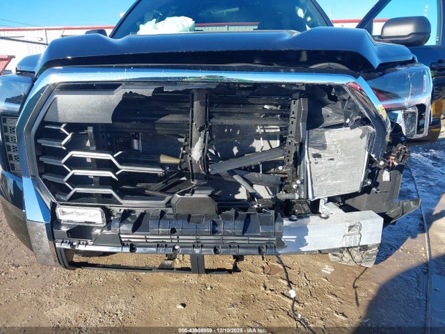 5TFLA5DBXTX349827 Toyota Tundra Sr5 Crewmax 5.5&#039; Bed