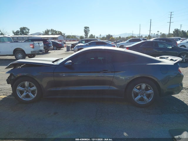 1FA6P8AM5H5317007 Ford Mustang V6