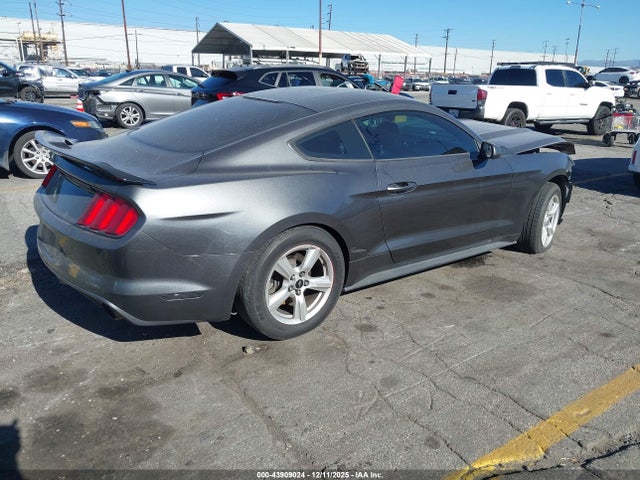 Ford Mustang V6 2017 1FA6P8AM5H5317007 Image 4