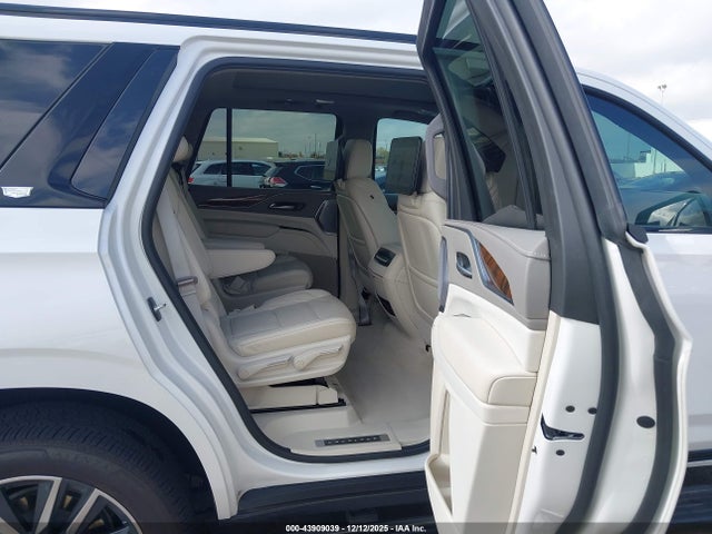 2024 CADILLAC ESCALADE 1GYS4GKL1RR373645 Photo 7