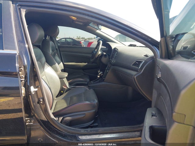 43909053 :رقم المزاد ، KMHD04LB6HU338489 vin ، 2017 Hyundai Elantra Sport مزاد بيع