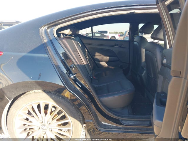 43909053 :رقم المزاد ، KMHD04LB6HU338489 vin ، 2017 Hyundai Elantra Sport مزاد بيع
