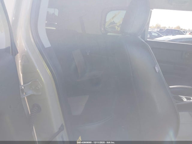 2014 TOYOTA FJ CRUISER JTEBU4BF4EK184095 Photo 7