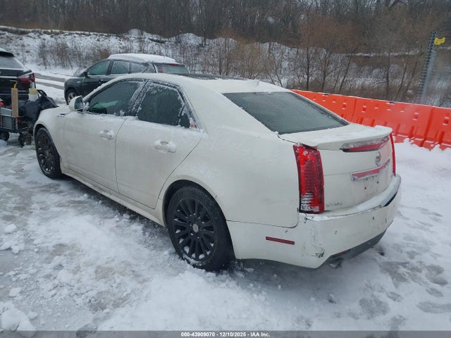 2011 CADILLAC CTS 1G6DS5EDXB0163345 Photo 2