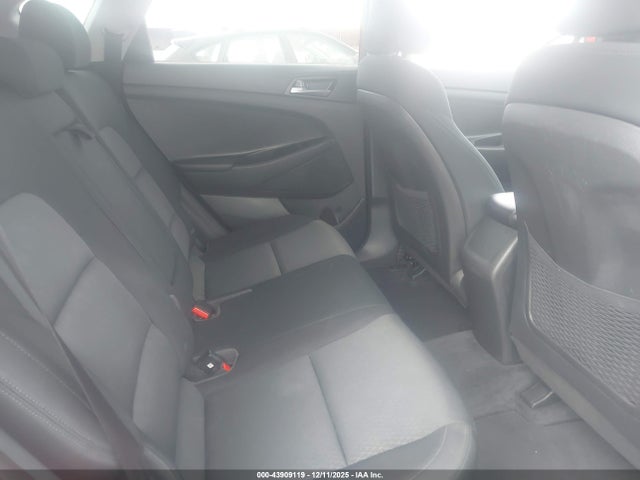 KM8J3CA22GU120197 Hyundai Tucson Sport
