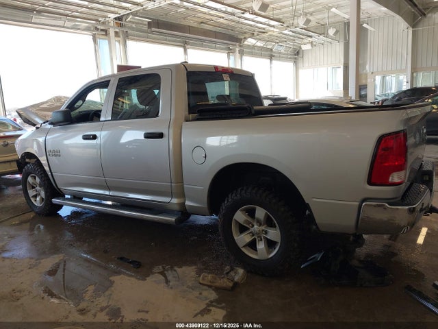 Продаж на аукціоні авто 2017 Ram 1500 Tradesman  4x4 5'7 Box, vin: 1C6RR7KG1HS794398, номер лоту: 43909122