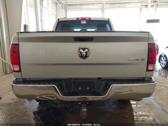 Продаж на аукціоні авто 2017 Ram 1500 Tradesman  4x4 5'7 Box, vin: 1C6RR7KG1HS794398, номер лоту: 43909122