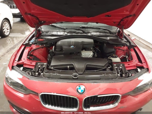 BMW 320i 2016 WBA8E5G54GNU21426 Image 10
