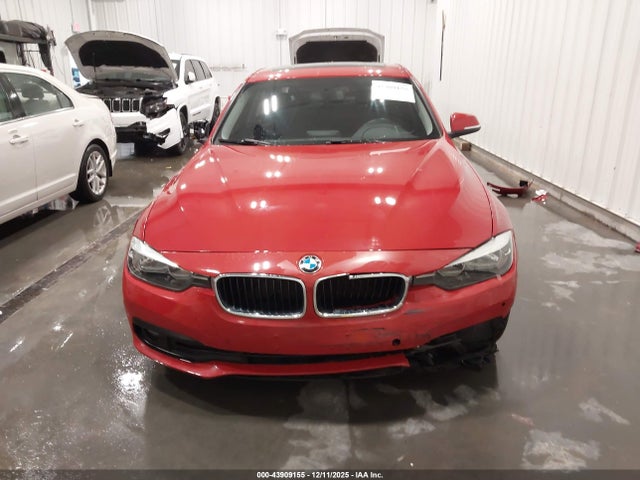 BMW 320i 2016 WBA8E5G54GNU21426 Image 12
