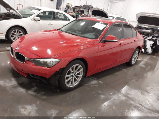 BMW 320i 2016 WBA8E5G54GNU21426 Image 2