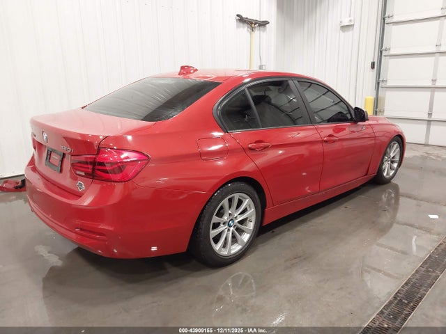 BMW 320i 2016 WBA8E5G54GNU21426 Image 4