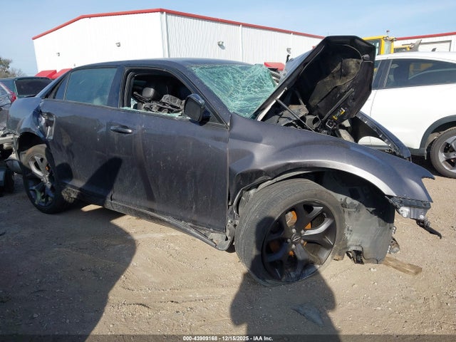2021 CHRYSLER 300 2C3CCABG1MH525630