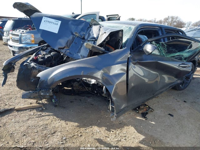 2021 CHRYSLER 300 2C3CCABG1MH525630 Photo 1