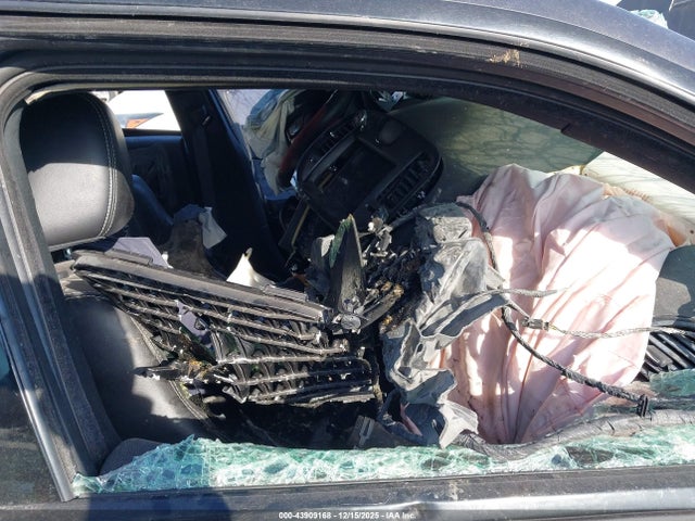 2021 CHRYSLER 300 2C3CCABG1MH525630 Photo 4