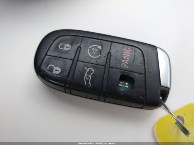 2012 CHRYSLER 300 2C3CCACG3CH308075 Photo 10