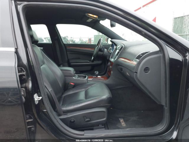 2012 CHRYSLER 300 2C3CCACG3CH308075 Photo 4