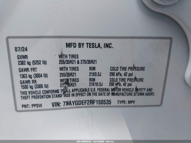 2024 TESLA MODEL Y 7SAYGDEF2RF150535 Photo 8