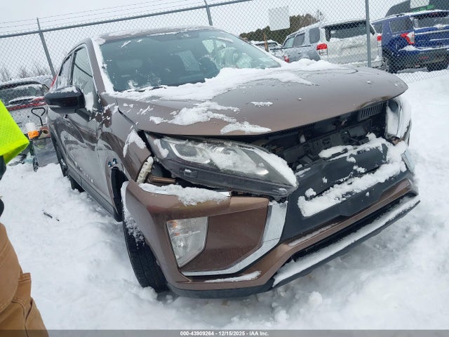 2018 MITSUBISHI ECLIPSE CROSS JA4AT4AA3JZ068987